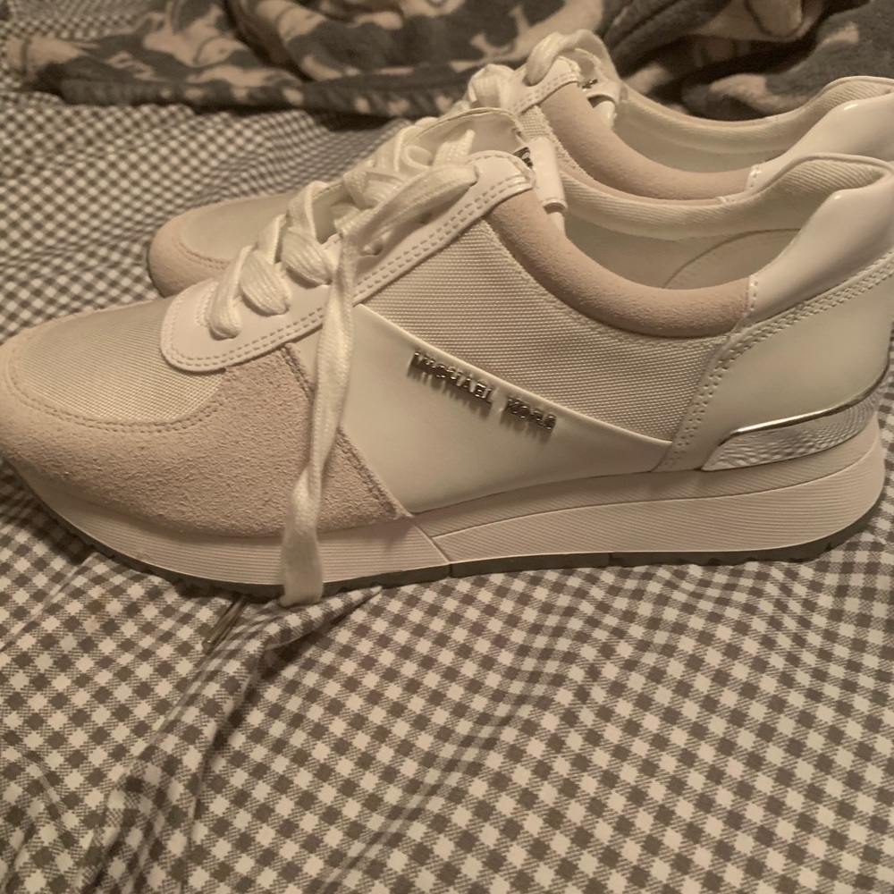 Micheal Kors white tennis shoes